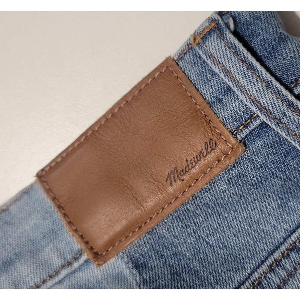 Madewell Two-Toned Classic Straight Jeans - Picture 8 of 8